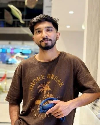  Abhay Gawali 